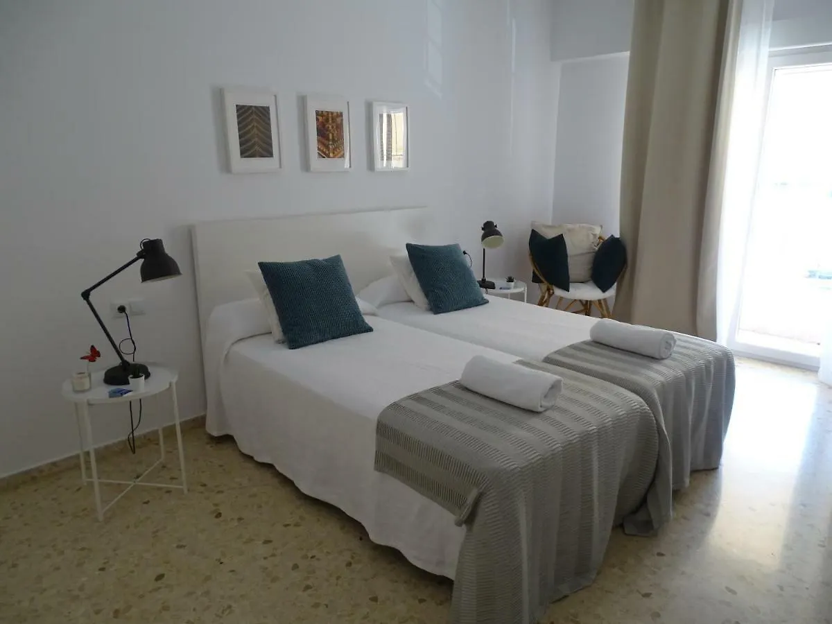 Bahia Blanca - Apartments Cádiz 0*,